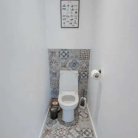 Casa vacanze 1 Bedroom Pet Friendly In Le Vieux Balaruc-le-Vieux